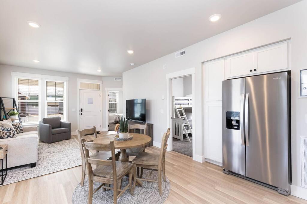 Charming 3-Bedroom In Vibrant New Neighborhood Billings Luaran gambar